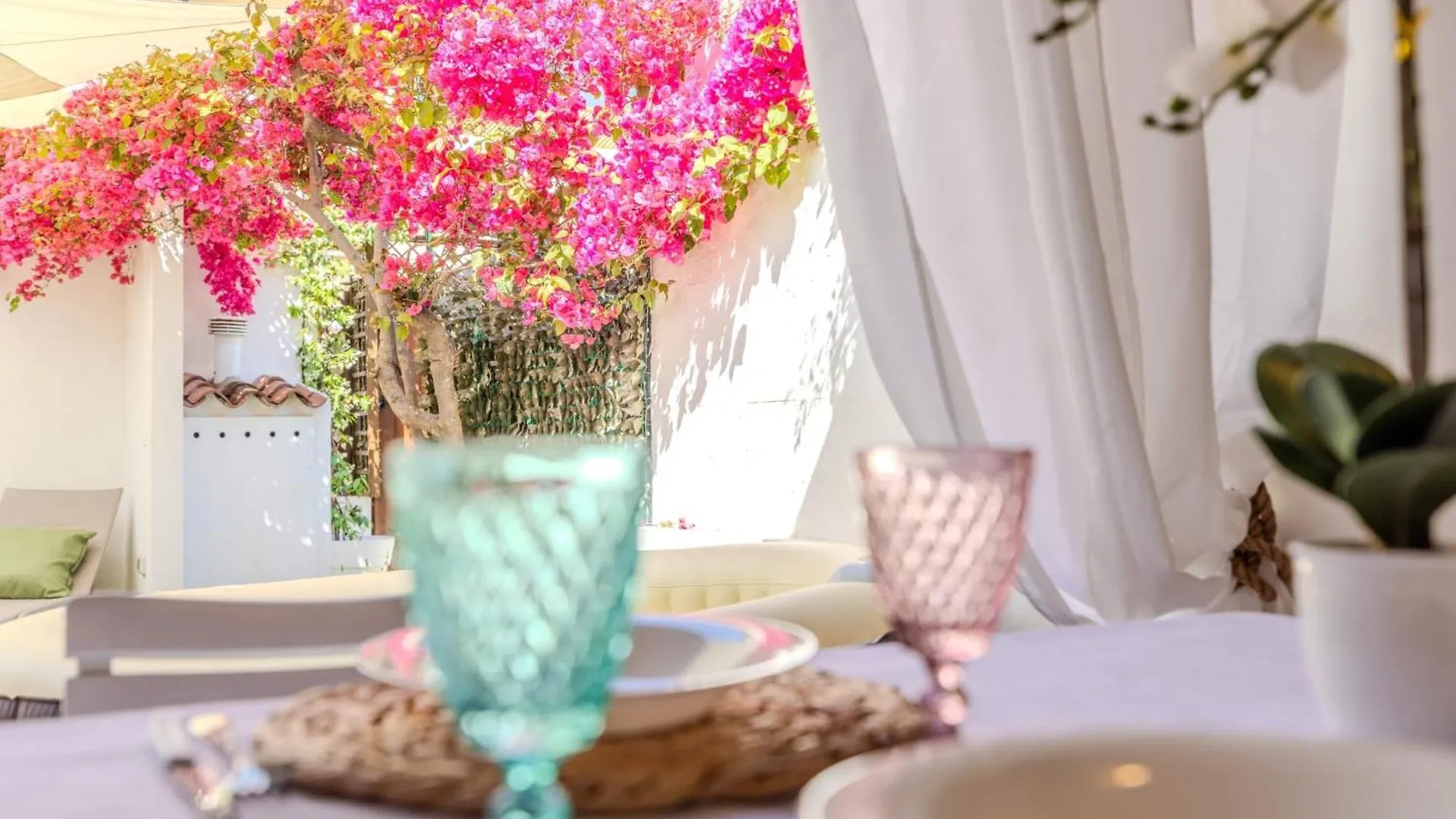 Maria House Con Giardino Privato Lägenhet Olbia