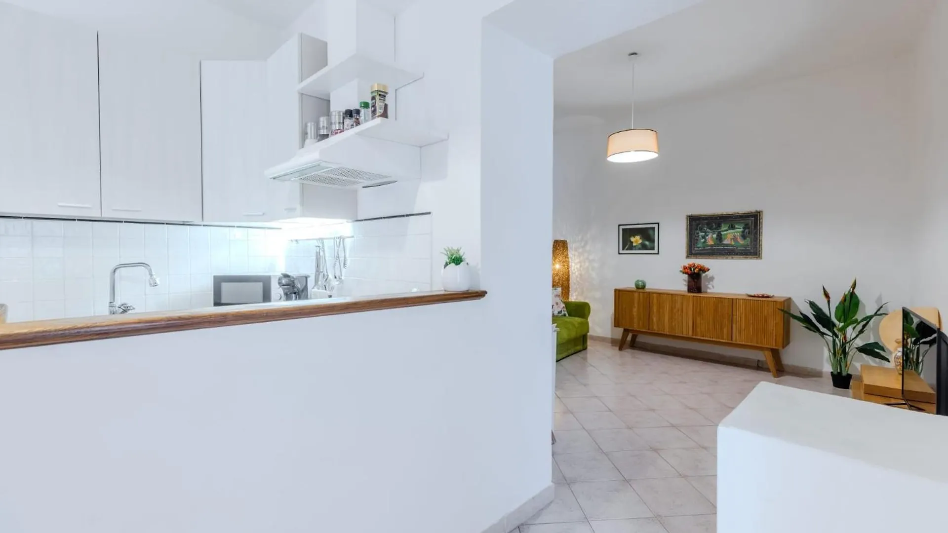Maria House Con Giardino Privato Lägenhet Olbia