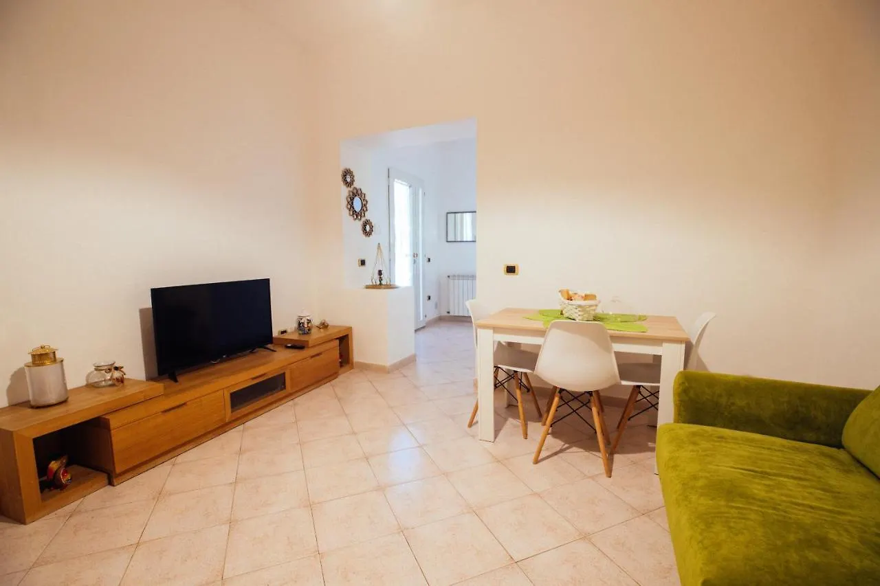 Maria House With Private Garden Apartment Olbia