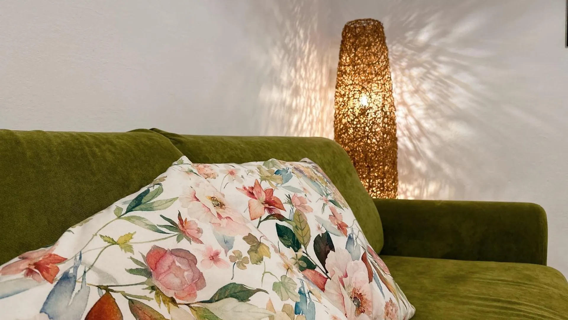 Maria House With Private Garden Apartment Olbia