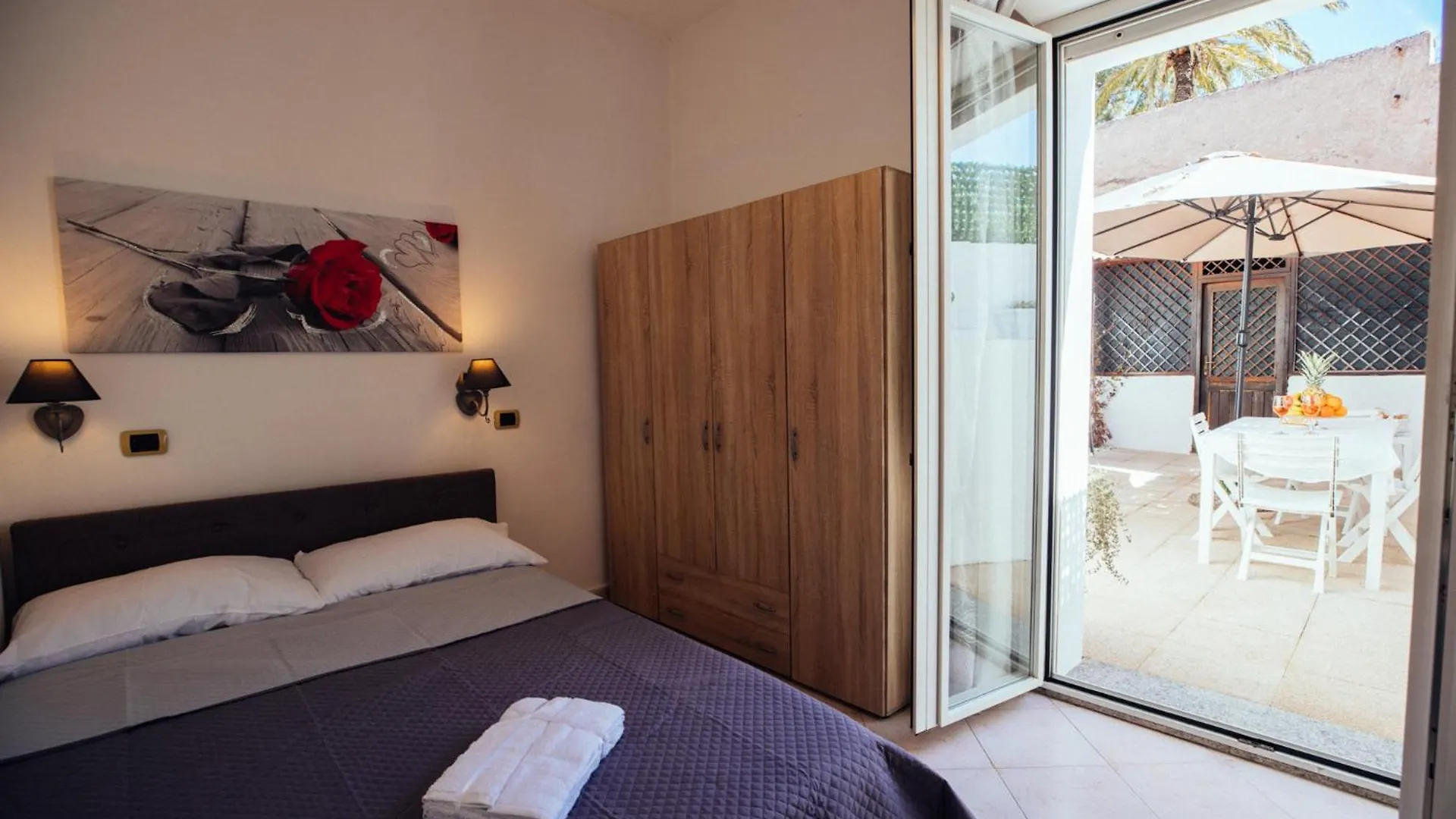 Maria House With Private Garden Apartment Olbia